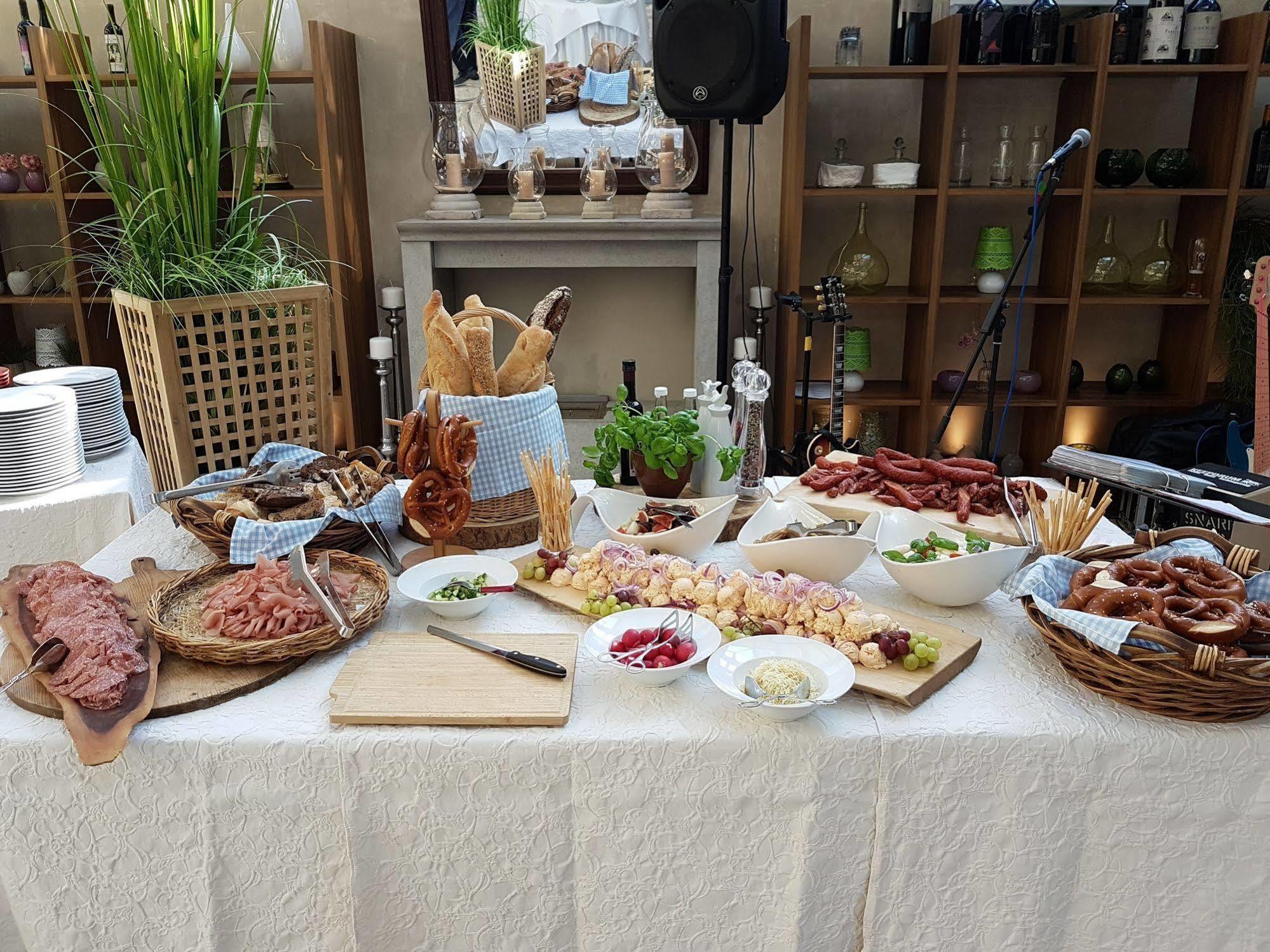 Hotel Gutsgasthof Stangl Vaterstetten Luaran gambar